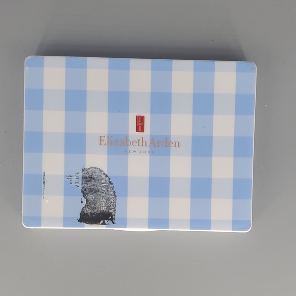 Elizabeth Arden Eyeshadow Palette - Picture 3 of 4